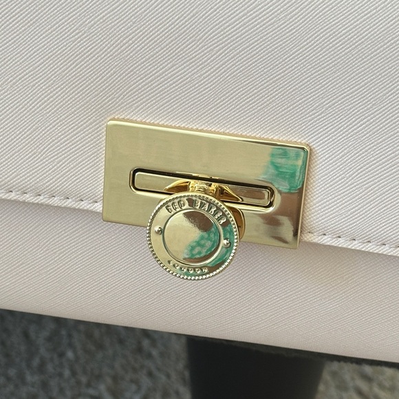 NWT Ted Baker Elegant Pink Crossbody Bag - Picture 2 of 10